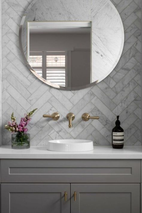 French Provincial Bathrooms, Modern French Provincial Bathroom, Modern French Provincial Kitchen, Hamptons Bathrooms, Provincial Bathroom, French Provincial Bathroom, Au Inspiration, Link In Bio Design, Modern Ensuite