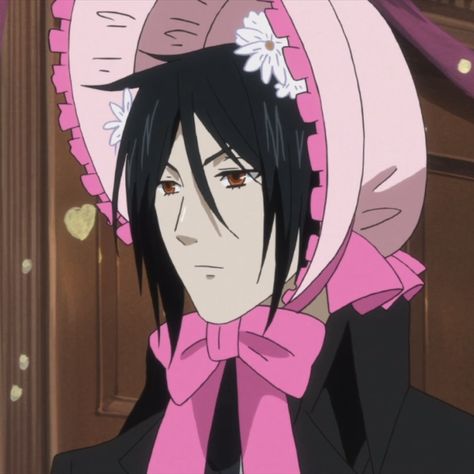 Sebastian From Black Butler, Black Butler Wallpaper, Black Butler Meme, Fire Icons, Black Butler Manga, Black Butler Sebastian, Black Butler Characters, Black Butler 3, Sebastian Michaelis