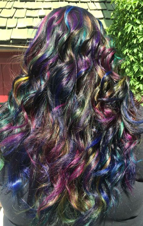 Colourful Hair Extensions, Dyed Hair Multicolor, Oil Spill Hair Dye, Oil Spill Hair Color, Fantasy Hair Colors, Dark Colorful Hair, Hair Dye Patterns Ideas, Cool Dyed Hair Ideas, Colorful Hair Dye Ideas