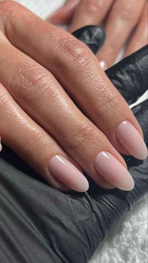 Pedicure Aesthetic, Short Classy Nails, Types Of Nails Shapes, Cut Dog Nails, Nails Shapes, Almond Acrylic, Gel Toe Nails, Spring Nail Designs, Nails 2022