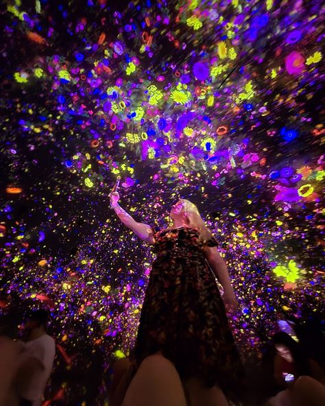 Another shot from a different room at Teamlab Planets in Tokyo! It was such a cool place to visit - Make sure to add it to your Tokyo bucket list! 🇯🇵 #teamlabplanets #visittokyo #tokyotokyo #visitjapan Tokyo Bucket List, Teamlab Planets, Visit Tokyo, Place To Visit, Visit Japan, Cool Places To Visit, Make Sure, Places To Go, Bucket List