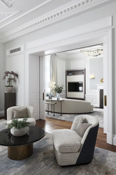 Beautifully layered, elegant, modern classic Reception Room. Subtle, blue colour palette. Custom furniture, custom lighting. Elegance Interior Design, Helen Green, Architecture London, London Interior Design, Parisian Interior, Green Luxury, Center Tables, Joinery Design, American Interior