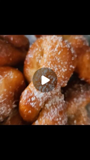 South Africa Halaal on Instagram: "Koeksisters by @faads_na   Screenshot recipe at the end of the reel.  #koeksisters #koeksistersunday #sundaybreakfast #sundaybrunch #southafrica #southafricahalaal" Koeksisters South Africa Recipes, Koeksister Recipe South Africa, Koeksisters Recipe, Africa Food, African Recipes, Sunday Breakfast, South African Recipes, African Food, Sunday Brunch