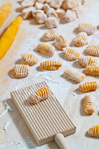 Pumpkin Gnocchi Pumpkin Gnocchi, Pasta Fatta In Casa, Gnocchi Recipes, Pasta Fresca, Homemade Pasta, Pumpkin Recipes, Gnocchi, Pasta Dishes, Fall Recipes