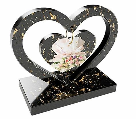 Resin Heart Frame Ideas, Resin Art Marriage Frame, Resin Art Photo Frame For Couple, Resin Art Heart Shape, Heart Shape Resin Keychain, Heart Shape Resin Photo Frame, Cellphone Wallpaper Backgrounds, Cellphone Wallpaper, Epoxy Resin