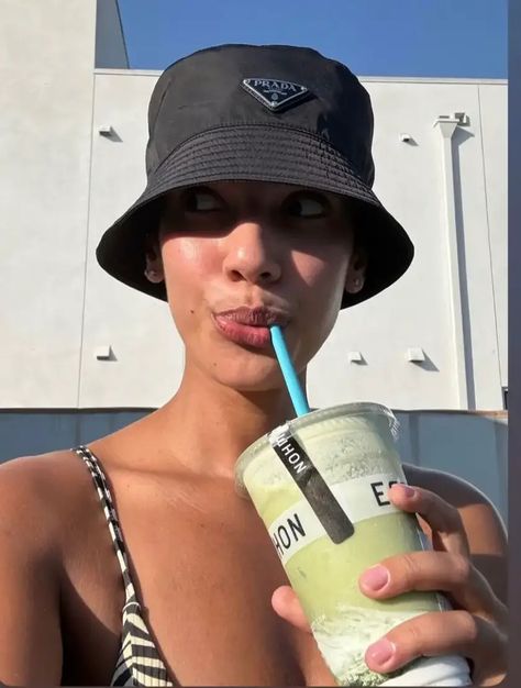 Lori Harvey Launches a Luxury Smoothie with Erewhon... Let’s Make it at Home — BELLEMOCHA.com Lori Harvey Erewhon Smoothie, Erewhon Smoothie, Celebrity Beauty Secrets, Lori Harvey, Style Advice, Celebrity Beauty, Transform Your Life, Stay Fit, Beauty Secrets