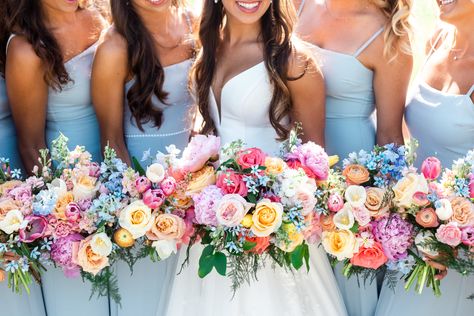 Light Blue Wedding Reception, Bright Colored Flowers, Pastel Wedding Theme, Wildflower Wedding Theme, Light Blue Bridesmaid, Colorful Wedding Flowers, Pink Wedding Theme, Light Blue Wedding, Spring Wedding Colors