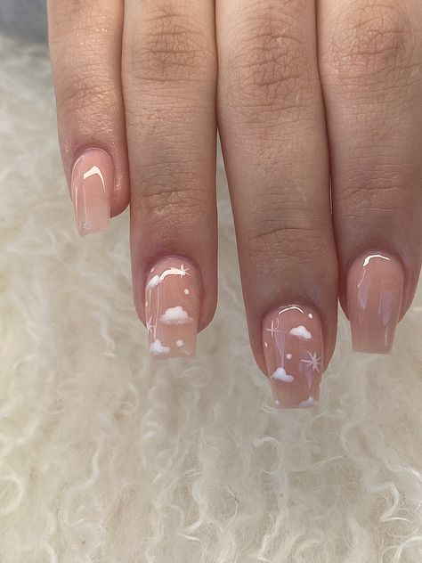 Gel X Nail Designs Short Square, Short Nail Designs Clouds, Biab Gel Nails Designs Short, Short Nails Squoval Simple, Cloud Short Nails, Nude Nails Coffin Short, Aesthetic Cloud Nails, Square Cloud Nails, Cloud Nail Designs Short