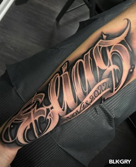 Chicano Tattoo Font, Chicano Writing Lettering, Chicano Lettering Tattoo, Cursive Tattoo Letters, Lettering Malandro, Cholo Tattoo, Chicano Tattoos Lettering, Forearm Cover Up Tattoos, Tattoo Alphabet