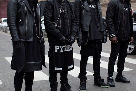 Pyrex Vision Pyrex Vision, Wearing Style, Street Fashion Photography, Denim Jeans Men, Future Fashion, Urban Wear, Fashion Images, Mens Sportswear, Black Style