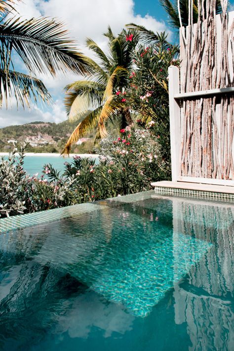 The Perfectly Romantic Honeymoon Resort in Antigua Antigua Honeymoon, Bahamas Honeymoon, Have A Safe Trip, Bahamas Vacation, Honeymoon Locations, Honeymoon Resorts, Foreign Travel, Romantic Honeymoon, Romantic Vacations