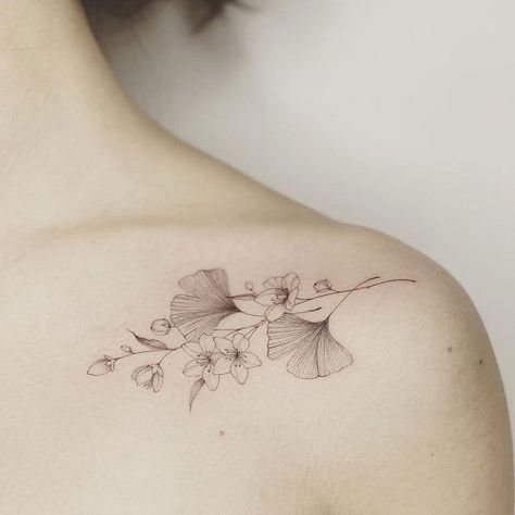 Leaf Tattoo Meaning, Ginkgo Leaf Tattoo, Leaf Tattoo Ideas, Jewlery Tattoo, Herb Tattoo, Art Nouveau Tattoo, Sakura Tattoo, Nouveau Tattoo, Leaf Tattoo