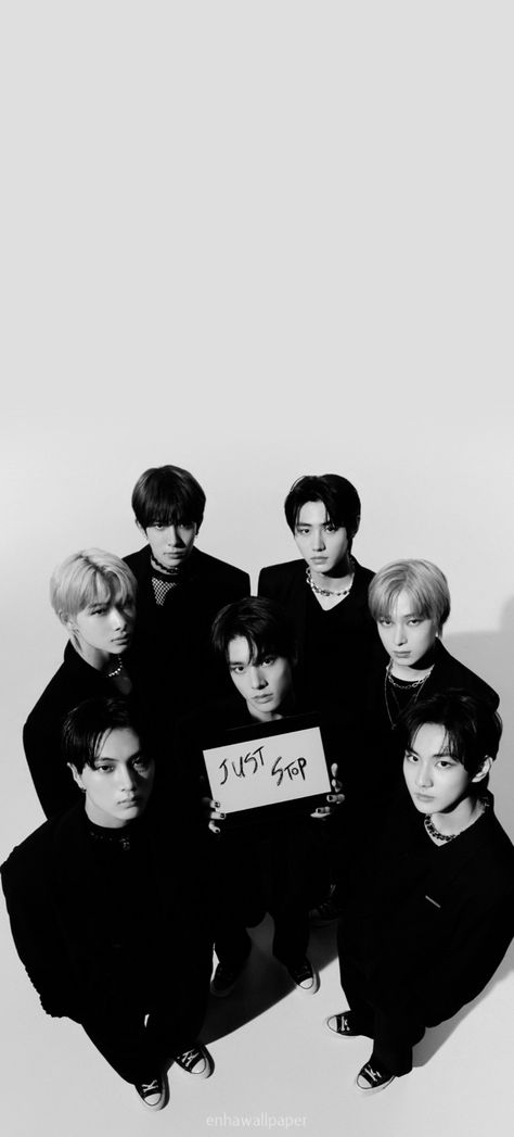 #ENHYPEN #엔하이픈 #JUNGWON #HEESEUNG #JAY #JAKE #SUNGHOON #SUNOO #NI-KI Dimension Answer, Enhypen Wallpapers, Wallpaper Enhypen, Sunghoon Sunoo, Korean Picture, Boyfriend Wallpaper, Black And White Theme, Photoshoot Bts, Edgy Wallpaper