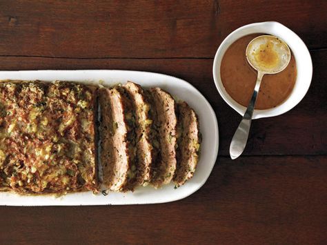 1770 House Meatloaf recipe from Ina Garten via Food Network 1770 House Meatloaf, Ina Garten Meatloaf Recipe, Delicious Meatloaf, Food Network Magazine, Meatloaf Recipe, Easy Comfort Food, Minced Meat, Meatloaf Recipes, Garlic Sauce