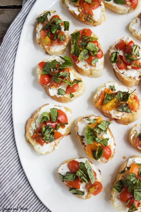 Oven Plate, Deli Platters, Goat Cheese Crostini, Marinated Tomatoes, Tomato Bruschetta, Goat Cheese, Original Recipe, Clean Eating Snacks, Food For Thought