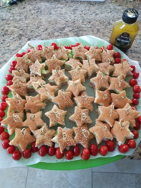 Star-Shaped Italian Finger Sandwiches Star Shaped Food, Star Shaped Pasta, Star Snacks, Meat And Cheese Tray, Galaxy Birthday, Graduation Food, Finger Sandwiches, Cheese Tray, School Celebration