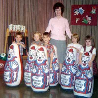 Romper Room (AND I had one of those clown punching bag things with the sand in the bottom of it) Toys Quotes, Romper Room, Childhood Memories 70s, Tennessee Williams, Magic Mirror, Northeast Ohio, Punching Bag, Old Tv Shows, Vintage Memory