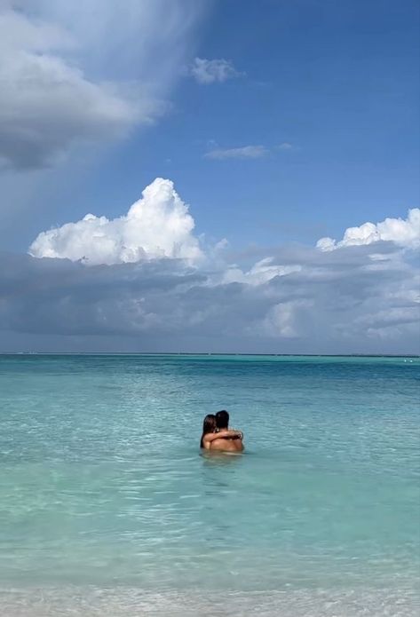 Honeymoon Aesthetic, Maldives Aesthetic, Cute Couple Photos, Honeymoon Vibes, Couples Holiday, Maldives Honeymoon, Luxury Honeymoon, Beach Honeymoon, Honeymoon Packages