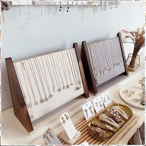 Jewelry Organization - The Second Life of Jewelry | The Lone Girl in a Crowd Jewelry Displays For Craft Shows, Displays For Craft Shows, Walnut Necklace, Jewelry Display Booth, Jewelry Booth, Necklace Displays, Jewelry Organizer Stand, Craft Booth Displays, Diy Jewelry Display