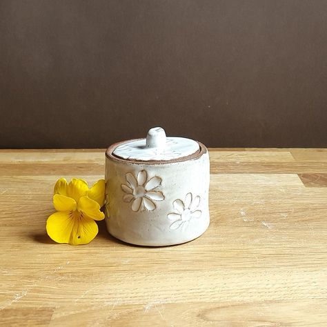 Teeny tiny handmade container for teeny tiny things 😁 . . #smallthingsmakemehappy #clay #ceramicart #handmadepottery #potterystudio #potterylife #handmade Country Living Kitchen, Ceramic Cookie Jar, Handcrafted Pottery, Fire Clay, White Storage, Kitchen Storage Solutions, Living Kitchen, Clay Inspiration, Small Containers