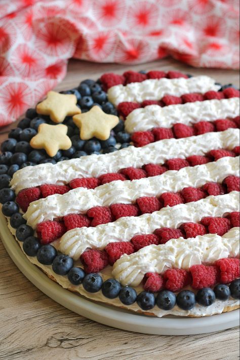 4th Of July Flag Dessert, July 4th Food Gluten Free, Berry Pizza Dessert, Fourth Of July Tart, Patriotic Fruit Pizza Sugar Cookie, 4th Of July Sugar Cookie Fruit Pizza, Fruit Pizza Fourth Of July, Sugar Cookie Flag Fruit Pizza, 4th Of July Desserts Gluten Free