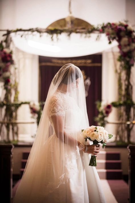 Wedding Hairstyles With Veil Over Face, Traditional Wedding Veil Over Face, Long Veil Over Face, Wedding Face Veil, Jewish Wedding Veil, Wedding Veil Over Face, Princess Veil, Veil Over Face, Veil Hair Down