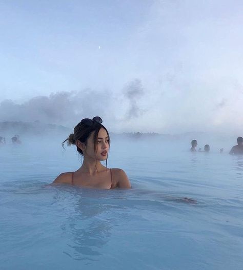 Image discovered by $AUCYMUVA.. Find images and videos about tumblr, blue and sky on We Heart It - the app to get lost in what you love. Lagoon Iceland, Lily Maymac, Blue Lagoon Iceland, Foto Tips, Pierre Auguste Renoir, Destination Voyage, Iceland Travel, Blue Lagoon, Travel Goals