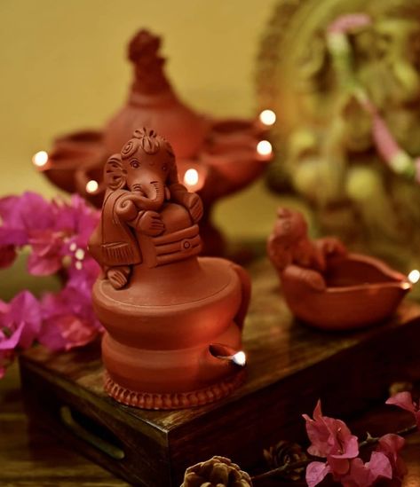 Terracotta Products, Kalash Decoration, Diya Designs, India Decor, Diya Decoration, Garden Inspo, Crafts Room, Pooja Room, Ganpati Bappa