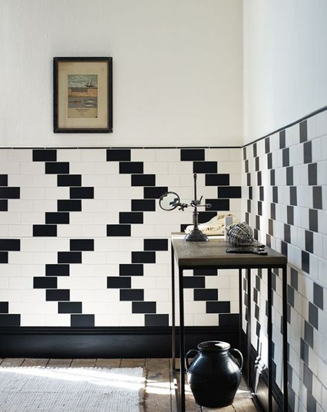 7 Ways With Metro Tiles To Avoid Being A Design Cliché+#refinery29uk Metro Tiles Kitchen, Tiles Ideas, Metro Tiles, Fired Earth, Shop House Ideas, Black And White Tiles, Bathroom Tile Designs, Interior Display, Tile Inspiration