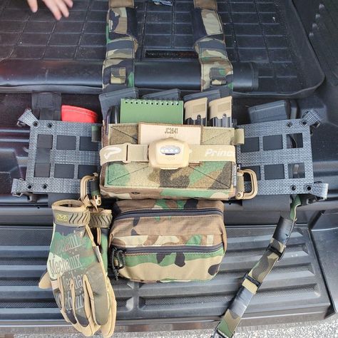 Tactical Loadout, Gear Room, Plate Carrier Vest, Army Gears, Military Gear Tactical, Tac Gear, Tactical Training, Tactical Gear Loadout, Plate Carrier