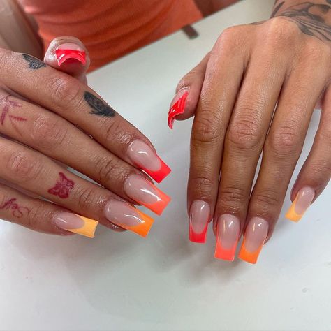 🍊☀️ Sunset Vibes ☀️🍊 #gradientnails #orangefrenchtips #nailinspo #summernails #explorenails #nailsofig | Instagram Nail Designs March, March Calendar Ideas, March Nails Colors, March Crafts For Kids, St Patricks Day Nail Art, March Nail Designs, March 2023 Calendar, Jamaica Nails, Sunset Vibes