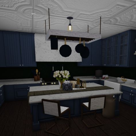 Navy Blue Vintage Kitchen + Custom Ceiling Blue Bloxburg Kitchen, Bloxburg Bed Rooms Ideas, Bloxburg Bed Rooms, House Bloxburg Interior, Bloxburg Rp House, Bloxburg Pantry Ideas, Family Home Bloxburg, Bloxburg Vintage, Modern House Rooms