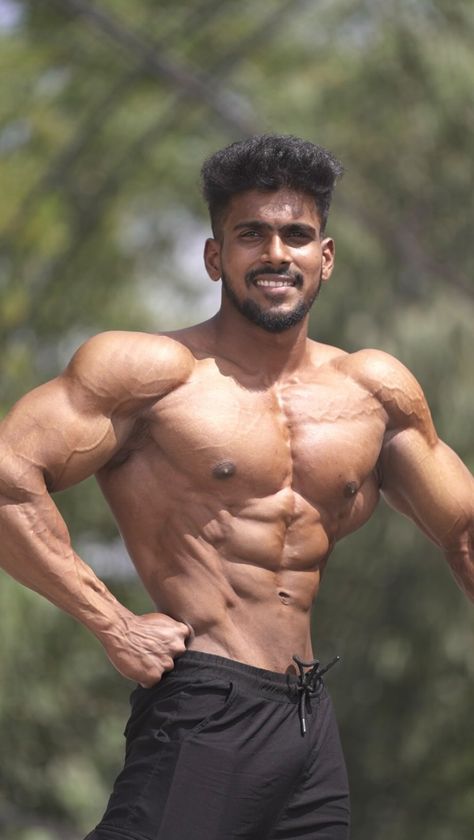 Singu🤍 (@_singaravel_) • Instagram photos and videos Winning Is The Only Option, Bodybuilder Photo, Gym Photos, Male Physique, Bodybuilder, Gym Men, Bodybuilding, Gym, Instagram Photos