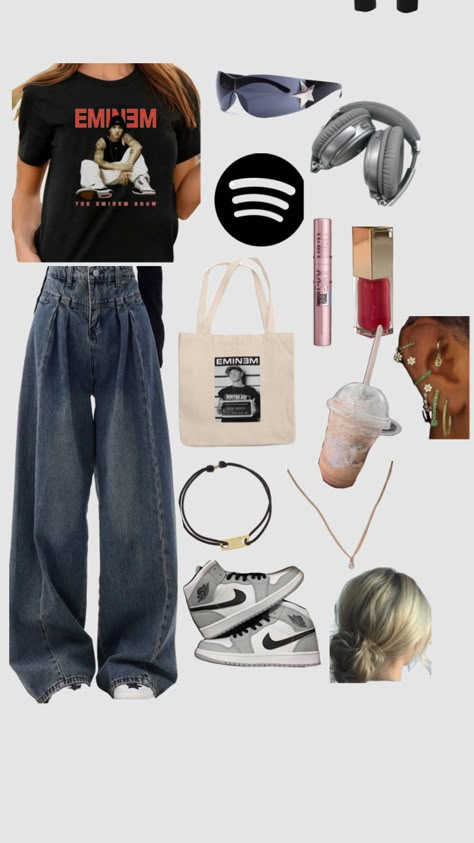 Eminem girl😜🤘 Eminem Concert Outfit, Eminem Girl Aesthetic, Eminem Aesthetic Outfit, Eminem Outfits Girl, Eminem Outfits Inspiration, Eminem Style Girl, Rap Concert Fits, Grudge Aesthetics Outfits, Eminem Outfits