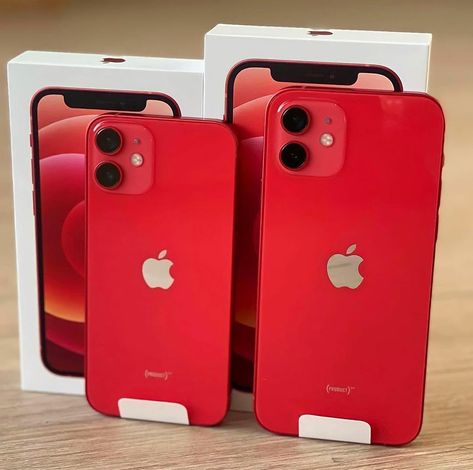 Rojo Aesthetic, November Wallpapers, Baby Brent, November Wallpaper, Apple Iphone Accessories, Iphone Giveaway, Red Valentine, Latest Phones, Iphone Obsession