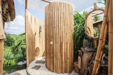 Camaya Bali, Outdoor Bathroom Design, Bamboo House Design, Outdoor Toilet, Bamboo Architecture, Rice Field, Rest House, Jacuzzi Outdoor, Bamboo House