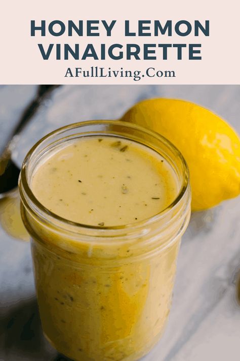 Lemon Vinaigrette Salad, Lemon Vinaigrette Recipe, Healthy Dressing Recipes, Lemon Salad Dressings, Lemon Vinaigrette Dressing, Easy Salad Dressing Recipes, Vinaigrette Dressing Recipe, Lemon Salad, Salad Dressing Recipes Healthy