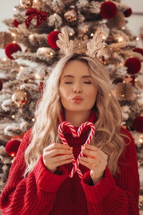 Winter Aesthetic Christmas, Aesthetic Christmas, Last Christmas, Winter Aesthetic, Heart On, Christmas Girl, Alternative Fashion, Candy Cane, My Heart