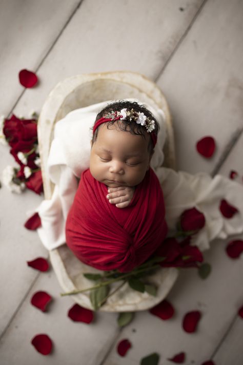 Newborn Valentines Pictures, Valentines Day Newborn Photoshoot, Valentine Newborn Pictures, February Newborn Pictures, Newborn Baby Valentines Photoshoot, Valentines Newborn Pictures, Infant Valentine Pictures, Newborn Valentines Day Photo Ideas, Newborn Valentine Pictures