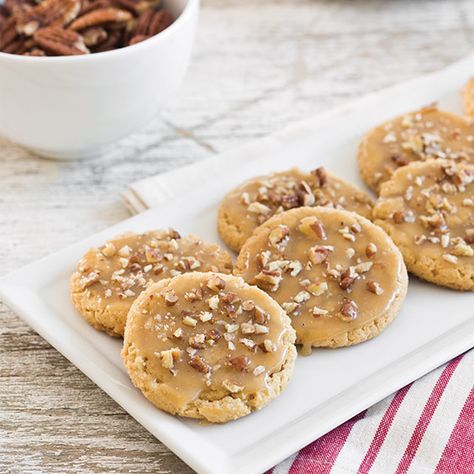 Stir Fry Ideas, Pecan Praline Cookies, Fry Ideas, Tomatoes And Eggs, Praline Cookies, Butter Pecan Ice Cream, Pecan Praline, Lace Cookies, Paula Deen Recipes