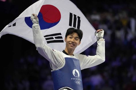 Park Taejoon restores South Korea’s pride with taekwondo gold Taekwondo Olympics, Park Taejoon, Taekwondo Competition, Taekwondo Boy, Taejoon Park, Korea Culture, Paris Olympics 2024, Olympics 2024, The Fury