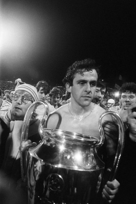 Football Archives, Champions League Juventus, Real Madrid Champions League, Michel Platini, European Cup, Juventus Fc, Soccer Player, Uefa Champions League, Turin