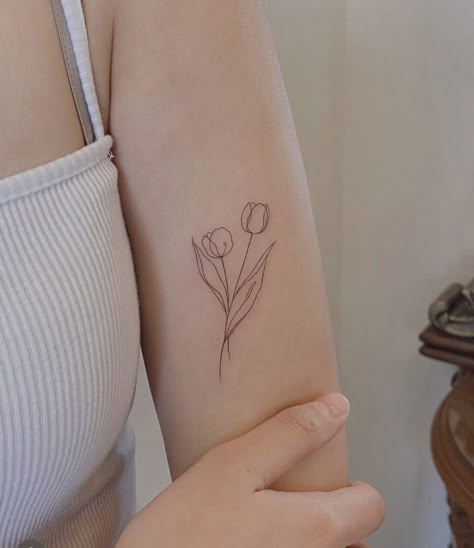 Tulips Tattoos For Women, Delicate Tulip Tattoo, Double Tulip Tattoo, Tulip Tattoo Minimalist, Fineline Tulip Tattoo, Tulip And Butterfly Tattoo, Tulip Line Tattoo, Tulip Fine Line Tattoo, Minimalist Tulip Tattoo