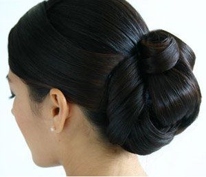 Hair Facts, Wedding Hairstyles And Makeup, Wedding Bun Hairstyles, Peinados Recogidos, Low Bun, Very Long Hair, Asian Hair, Wedding Hair And Makeup, Indian Hairstyles