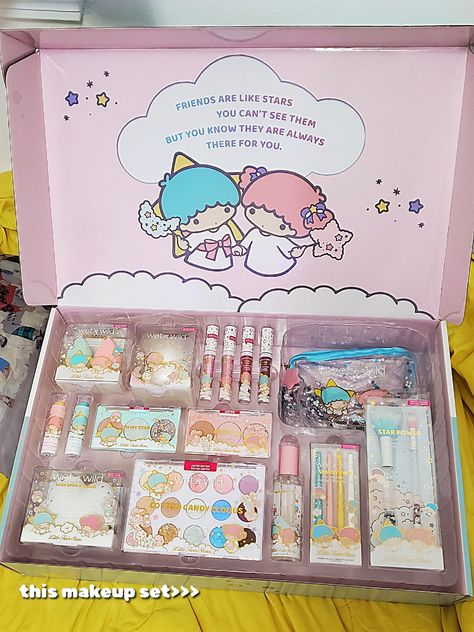 Hello Kitty And Friends Makeup, Sanrio Items Aesthetic, Sanrio Makeup Products, Makeup Set Aesthetic, Makeup Items Aesthetic, Sanrio Products, Stars Makeup, Sanrio Makeup, Sanrio Little Twin Stars