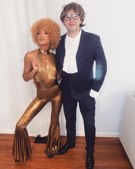 Foxxy Cleopatra Halloween Costume, Foxy Brown Austin Powers Costume, Austin Powers Foxy Costume, Austin Powers And Foxy Cleopatra, Foxy Brown Costume, Foxy Cleopatra Austin Powers, Austin Powers And Foxy Costume, Foxy Cleopatra Outfit, Foxy Cleopatra Halloween Costume