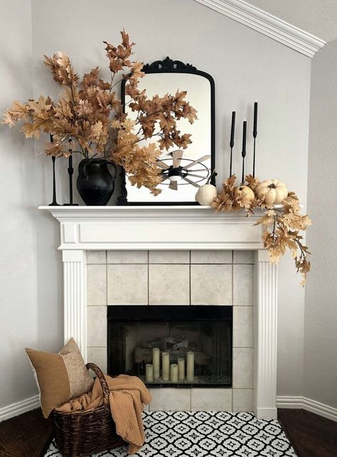 Fireplace Fall Decor, Fall Fireplace Mantel, Fall Fireplace Decor, Fall Mantle Decor, Fall Fireplace, Mantle Ideas, Fireplace Mantle Decor, Easy Fall Decor, Fall Mantle