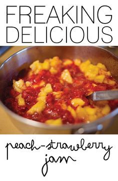 Peach Freezer Jam, Jam Homemade, Canning Jam Recipes, Peach Jam Recipe, Strawberry Freezer Jam, Freezer Jam Recipes, Peach Jelly, Canning Peaches, Peach Strawberry