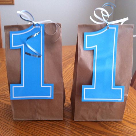 1st birthday boy goody bags. I love how simple and inexpensive these are and still so cute!! First Boy Birthday, First Birthday Boy, Birthday Goodie Bags, 1st Birthday Boy, Babies Stuff, 1st Bday Party, First Birthday Party Ideas, 1st Bday Ideas, 1st Birthday Party Ideas