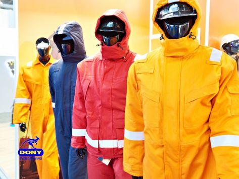 Top 10 uniform manufacturers, workwear suppliers in Oregon - Dony Viet Nam in #TopListClothingManufacturersInUSA Store Uniform, Man Store, Industrial Clothing, Hi Vis Workwear, Industrial Safety, Cut Resistant Gloves, Safety Vest, Safety Gear, Safety Clothing